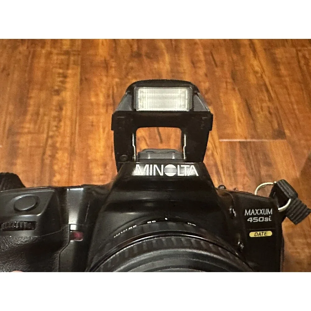 Minolta Maxxum 450si 35mm Film Camera with Tamrin AF 28-70mm Lens & Bag